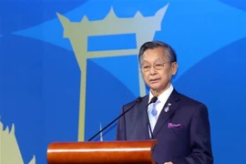 越共中央总书记、国家主席阮富仲向泰国国会下议院议长川•立派致贺电