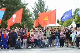 越南代表团在俄罗斯夏季外交运动会赢得两枚奖牌