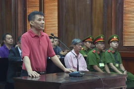 反动组织“国内崛起”案一审公开审理