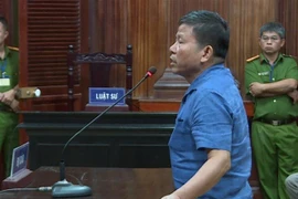 “越新”恐怖组织各成员被判33年监禁