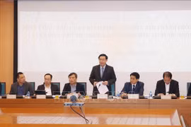 王廷惠：河内市应改变对外资吸引和利用工作的思维