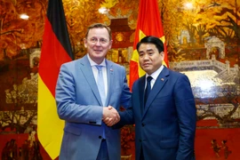 河内推动与德国图林根州的合作关系