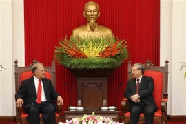墨西哥劳动党代表团访问越南