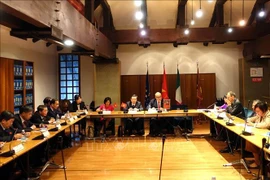 越南国会副主席冯国显对意大利进行工作访问
