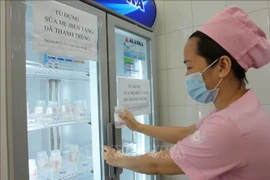 越南南方首个母乳银行正式成立投运