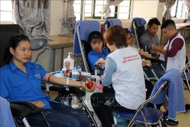 2019年“仁爱之心”人道主义献血活动吸引500人参加