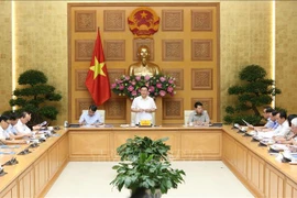  越南政府副总理王廷惠主持反洗钱指导委员会会议
