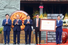 阮春福出席玉回-栋多大捷230周年纪念典礼