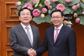 政府副总理王廷惠：越南对环境友好型的高科技项目提供特殊优惠政策