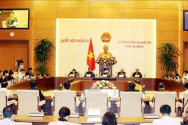 越南第十四届国会常委会第33次会议开幕