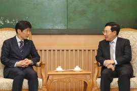 越南政府副总理兼外交部长范平明会见日本群马县知事