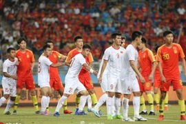 越南U22-中国U22友谊赛 2-0，进灵梅开二度 