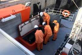 NA 95899 TS号渔船沉没事故：将不完整的船员遗体送上岸