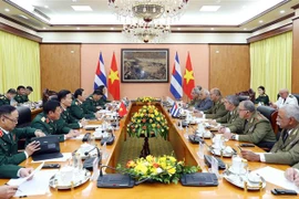 古巴革命武装力量部副部长兼总参谋长对越南进行正式访问