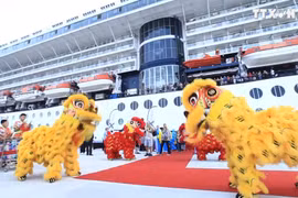 广宁省鸿基国际客运港迎接首个国际游轮