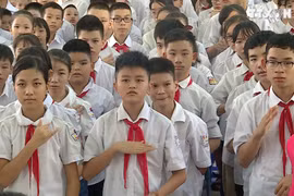 温馨感人的河内市特殊教育学校开学典礼