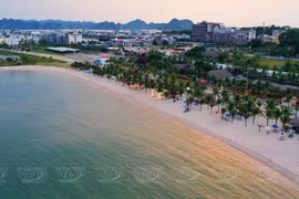 组图：巡洲岛 – 下龙湾的旅游天堂