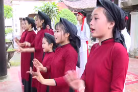 “人民艺人”荣誉称号 给富寿省春曲艺人带来喜悦