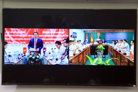 越南永隆省与老挝川圹省签署新合作协议