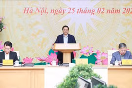 政府总理范明政：办理行政手续时无需携带居住证