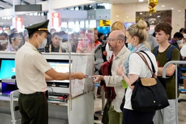 河内初夏内排机场客运量猛增