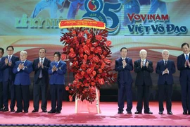 国家主席武文赏出席越南武术越武道门派成立85周年纪念仪式