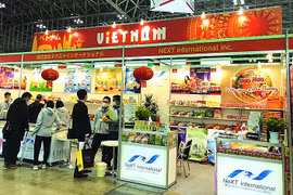 通过侨胞渠道推动越南商品出口力度