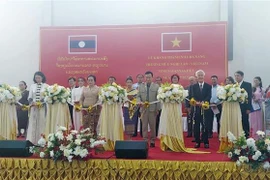 岘港市援建的老越友谊学校多功能厅正式落成