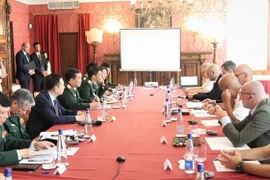第四次越意防务政策对话在意大利举行