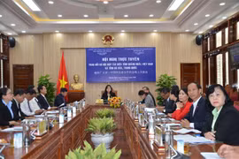 越南广义省与中国河北省讨论合作机会