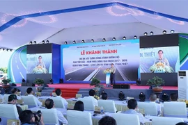 政府总理范明政出席东部北南高速公路芽庄-甘林和永好-潘切段竣工仪式