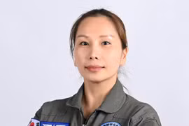 越南移民李浩贞被选为韩国国家飞行员