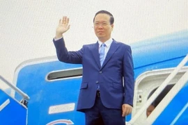 国家主席武文赏启程赴英国出席英国国王查尔斯三世加冕典礼
