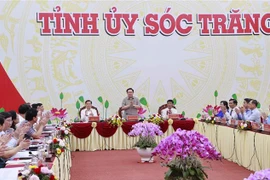 国会主席王廷惠来到朔庄省调研