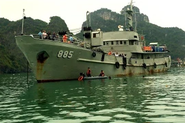 越南直升机坠落在下龙湾海域事故：找到第4名遇难者尸体