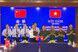 越中合作做好边境和口岸管控工作