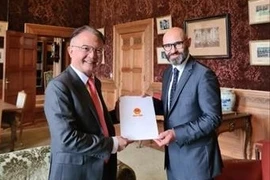 越南希望常设仲裁法院援助提高国际法律领域的能力