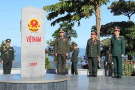 越南—老挝—柬埔寨举行首届边境国防友好交流活动
