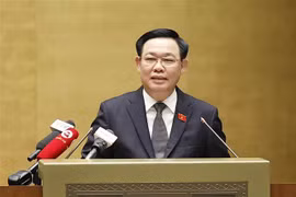 越南国会主席王廷惠主持2023年劳动者论坛
