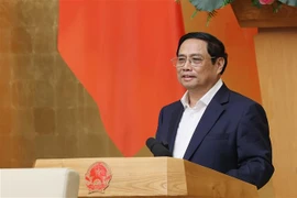 政府总理范明政要求狠下功夫落实好各项任务