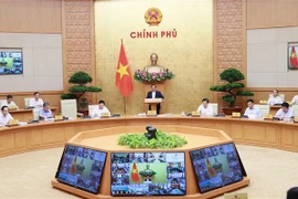 越南政府总里：聚焦出口投资消费三大驱动力促增长