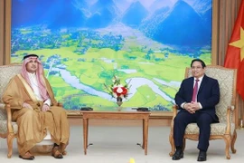 越南政府总理范明政会见沙特阿拉伯驻越大使