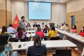 韩国越南劳工咨询员研讨会 协助越南劳工稳定生活