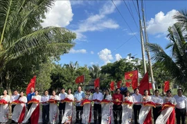国家级特殊遗迹盖争基地“祖国国旗之路”项目正式落成