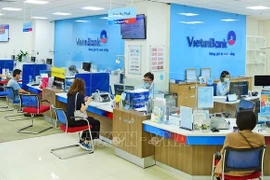 越南各家银行纷纷开展并购和增资计划