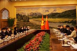越南共产党代表团对中国进行访问