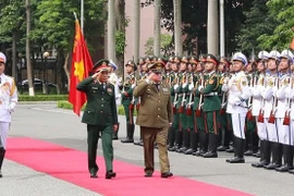古巴革命武装力量部长对越南进行正式访问
