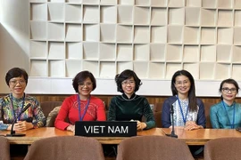 越南代表出席联合国教科文组织政府间海洋学委员会（IOC）第32届大会