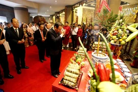 胡志明市举行雄王祭祖仪式