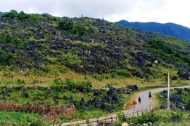 越南：发展边界旅游—促进边境地区经济发展的基石